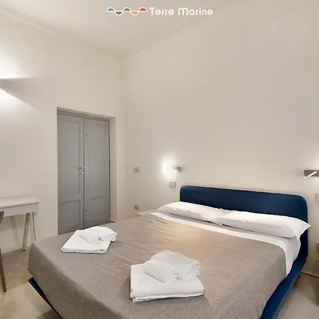 La Maison Des Etoiles, Terre Marine La Spezia