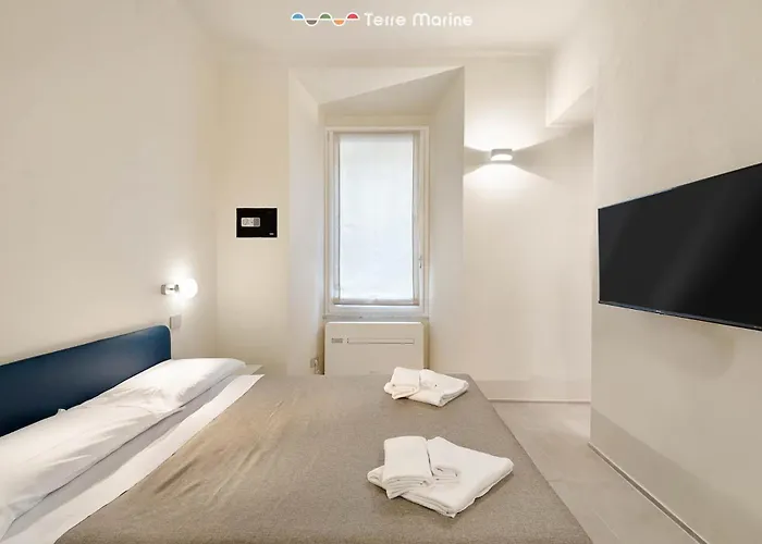 La Maison Des Etoiles, Terre Marine Специя